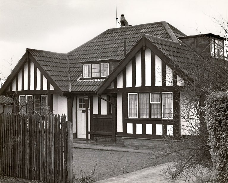 Cheter Lodge, Somerset Way