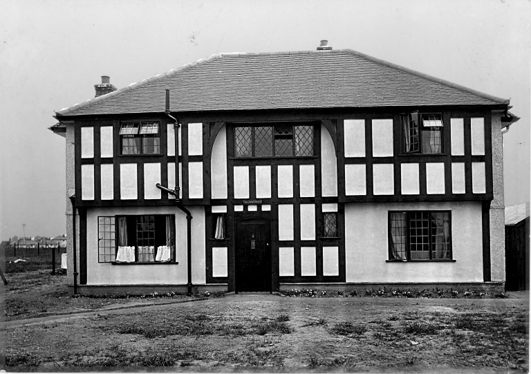 The Grove House, Wellesley Avenue