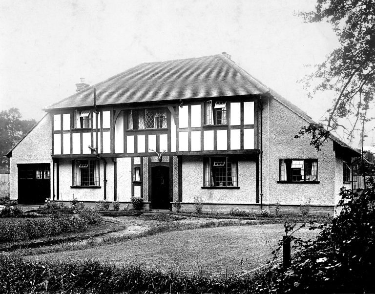 Wayside, Old Slade Lane